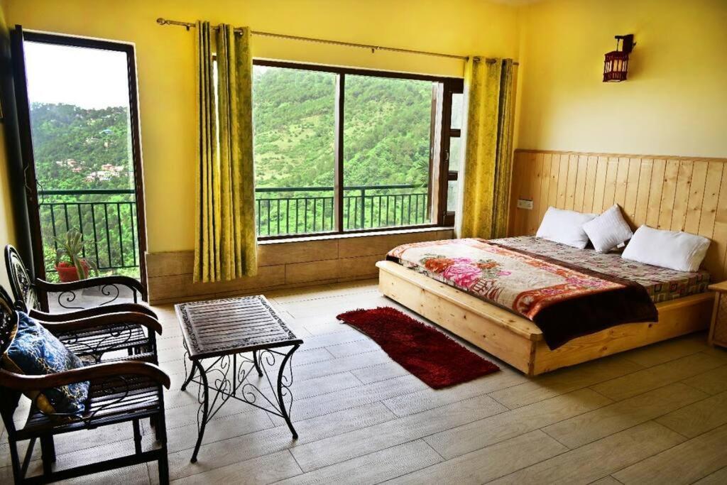 Fairview Wayside Villa Kasauli Bagian luar foto