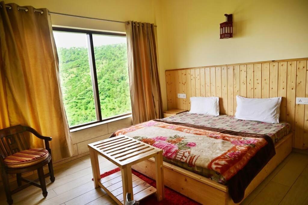 Fairview Wayside Villa Kasauli Bagian luar foto